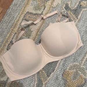 Skims Strapless Bra